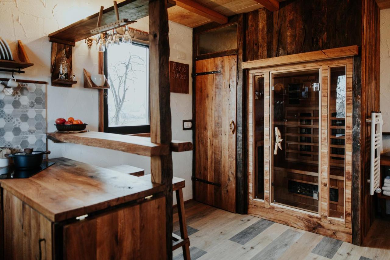 Hotel Treehouse Drevesna Hiska Strkovo Gnezdo Ranc Jures à Ljutomer Extérieur photo